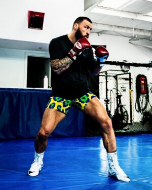 Paul Craig Instagram - There’s something happening here. But what it is ain’t exactly clear 

#bearjew #boxing #ufc #mma #drillersmakekillers 

📷 by @filmedbycal