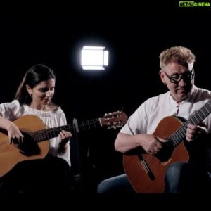 Paul Dwyer Instagram - GELEVERA DERESİ - @pauldwyermusic Ebru Jilta #pauldwyer #pauldwyermusic #geleveraderesi #karadeniz #türkü #şarkı #yorum #cover #kazımkoyuncu