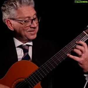 Paul Dwyer Instagram - Türk Marşı - @pauldwyermusic #throwback #rondoallaturca #mozart #classic #classicalmusic #klasik #pauldwyer #pauldwyermusic #guitarcover #turkish #türkçe @muzikotek_