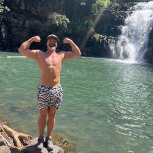 Paul Lloyd Jr. Instagram - “Don’t go chasing waterfalls
Please stick to the rivers and the lakes that you’re used to
 I know that you’re gonna have it your way or nothing at all
But I think you’re moving too fast” -  T Boz