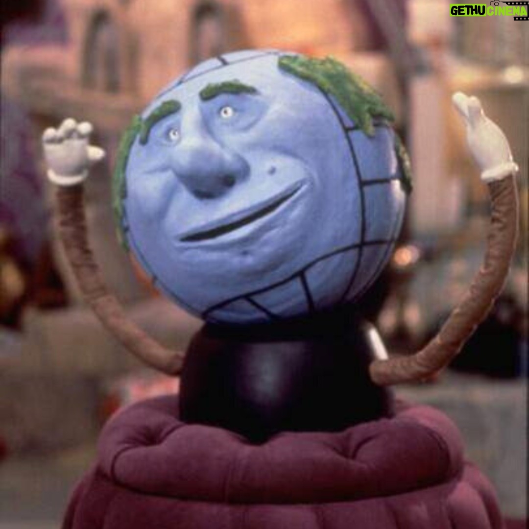 Paul Reubens - 9.8K Likes - Globey sez, "Happy Earth Day!" 🌍🎉
#EarthDay