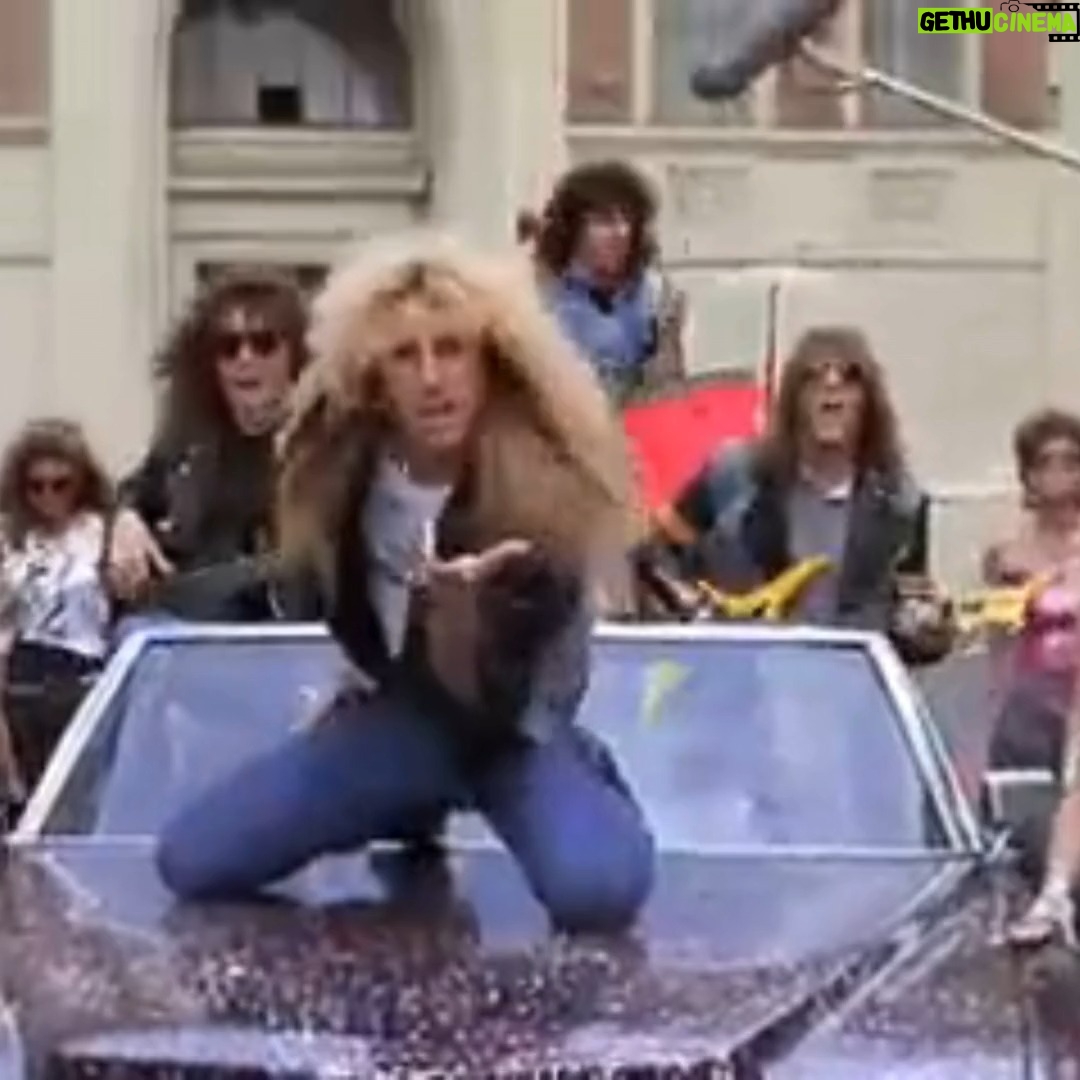 Paul Reubens - 10.3K Likes - Pee-wee, Santa *and* Twisted Sister @twistedsisterofficial ?? Must've been the '80s!!😂
#TwistedSister #BurninHell #PeeweesBigAdventure