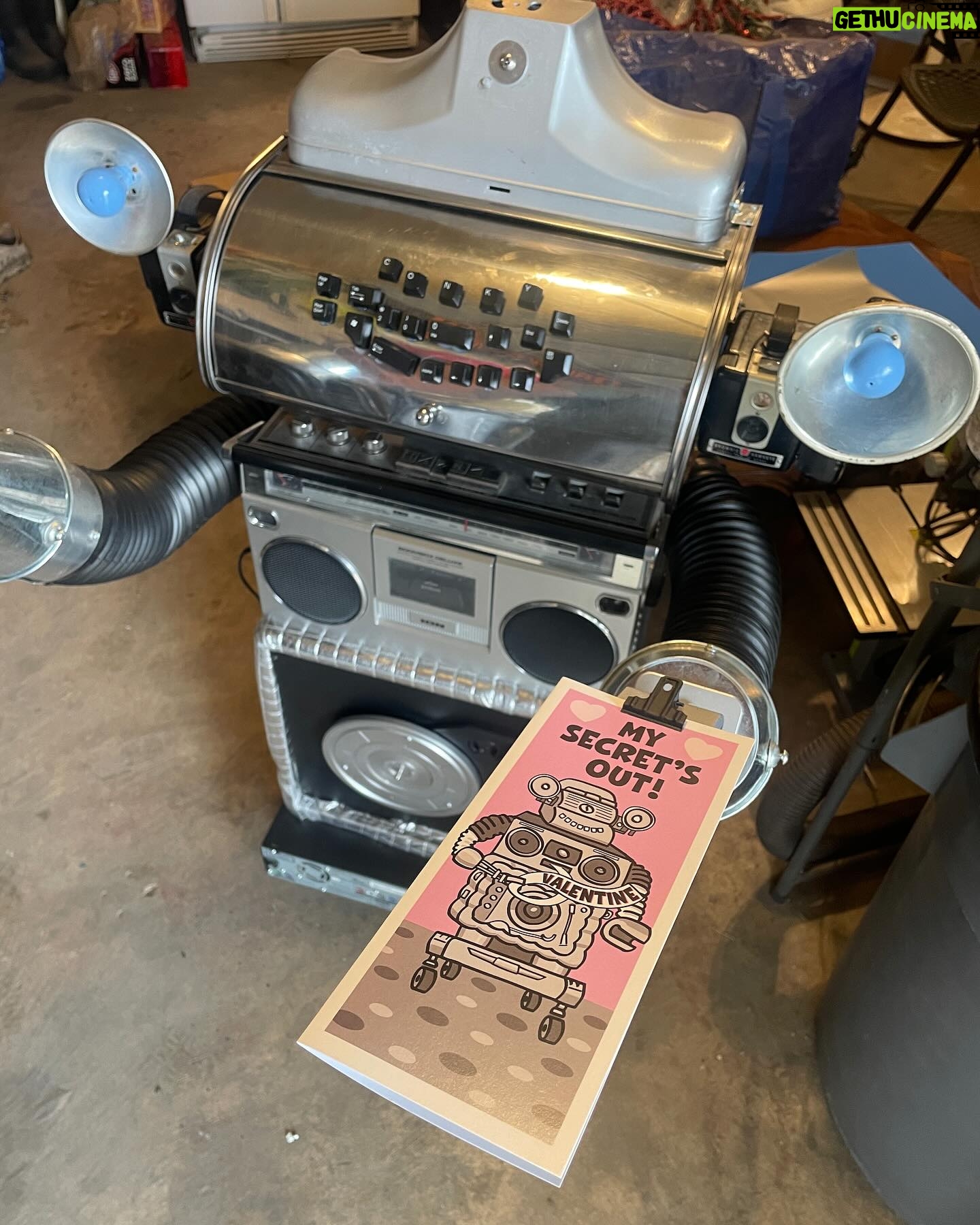 Paul Reubens - 9.3K Likes - Our record player broke a few weeks ago so I decided to turn it into a life sized Conky 2000 for Etta’s Valentine’s Day! The head is a bit too big and the arms are too long, but hey for a bunch of thrift store parts I think it turned out pretty good! We also hooked in a micro SD card with all of her favorite Pee-Wee songs and sound bites. #PeeWeesPlayhouse