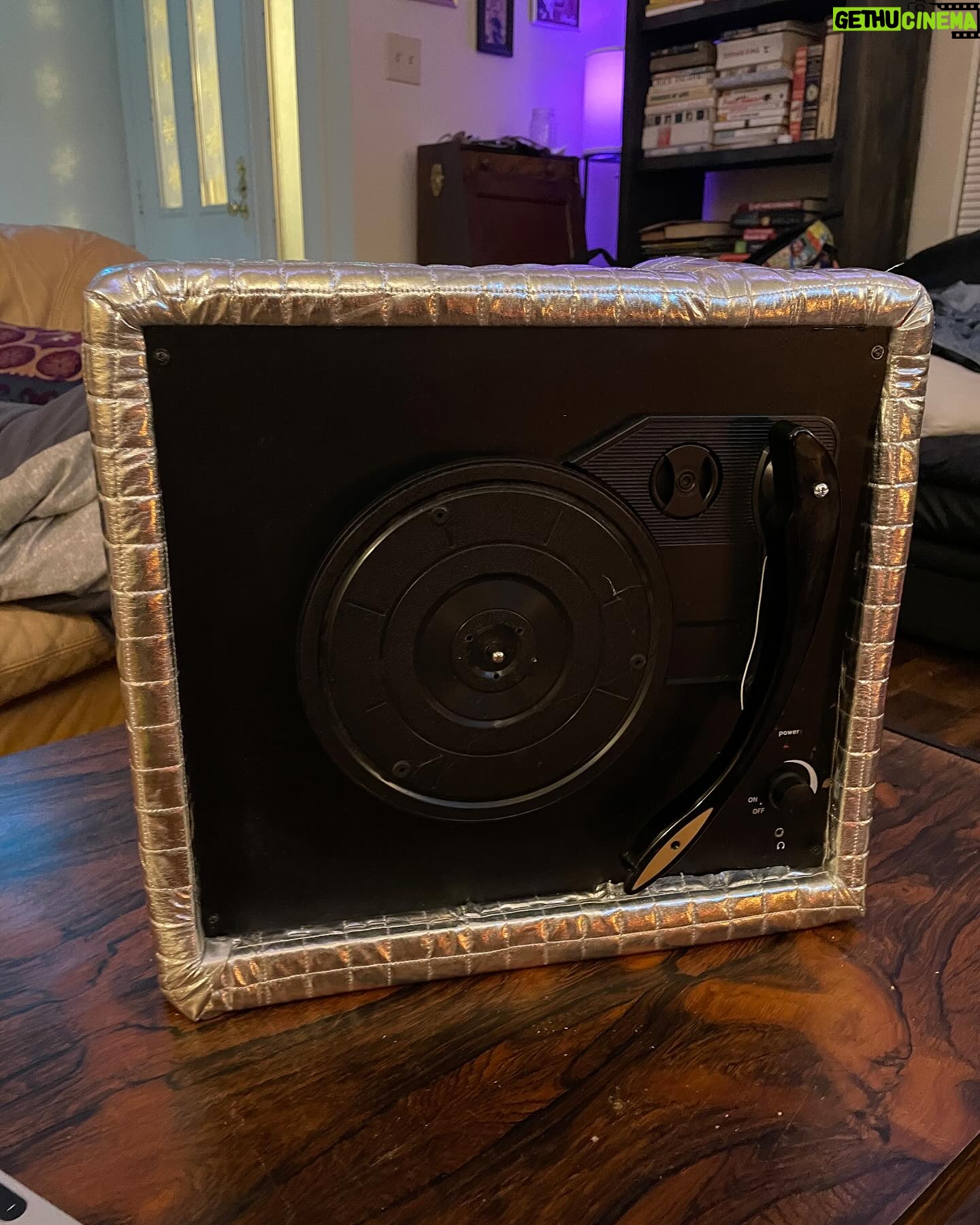 Paul Reubens - 9.3K Likes - Our record player broke a few weeks ago so I decided to turn it into a life sized Conky 2000 for Etta’s Valentine’s Day! The head is a bit too big and the arms are too long, but hey for a bunch of thrift store parts I think it turned out pretty good! We also hooked in a micro SD card with all of her favorite Pee-Wee songs and sound bites. #PeeWeesPlayhouse