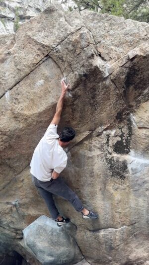Paul Robinson Instagram - Fun day down at the trax the other day with a good crew! Excited to try the full French connection next. “Slice of Heaven,” V12. @fernandojimenez_ @frank__decaro @tchadx @kylezhoward