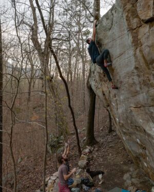Paul Robinson Instagram - I’m not sure it gets better than this!? Perfect southern sandstone and a wall that honestly trumps the beyond life wall in joes, that I previously thought could have been the best single boulder I’d ever seen. This boulder is getting me incredibly psyched for a south east trip this next winter! Big thanks to @wookiepower19 and @jgass520 for showing me this ⭐️ of a boulder last week 🤙🤙🤙 screen shot from the send of, “Hit Man,” V10 from @nikolaimilburn #bouldering