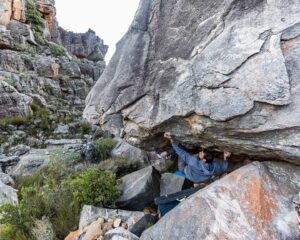Paul Robinson Instagram - Psyched to be back in Rocklands for the next month 💪💪 after 8-9 days of straight rain, the weather gods above blessed us with some great temps and I was able to make a relatively quick ascent of the very cool @dave_graham_ boulder, “Saturn Returns, 8B/V13. Psyched for a lot more sun, wind, and cold temps. #bouldering photo: @frank__decaro