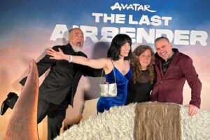 Paul Sun-Hyung Lee Instagram - What a tremendous night. To get to share this show with a live audience was an absolute thrill and honour. Thank you for hosting this event @netflix @avatarnetflix 

HUGE shout out to the talented artists who helped me look as great as the product on screen:

Stylist: @nausheenshah 
Groomer: @thesonialee 

And the incredible clothiers for the fine garments and footwear: @brooksbrothers @magnanni @falke 

To my management team: @thegershagency #DaisyWu
#MeridianArtists @michelecharlton #TovahSmall 
@viewpoint.pr @sergiotapianunez @nickifioravante #RachelKaufman 

My partner for life: @eastyorkmum 

And to my dearest family in LA @shitspackledmuppetfart @onlyalicat 

I appreciate you all.

Yip yip. Let’s go.