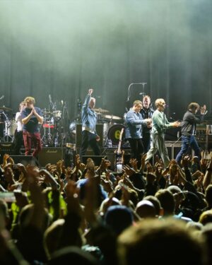 Paul Weller Instagram - A special evening at Scarborough Open Air Theatre!

📸 Robin Clewley (@robinclewleyphotography)