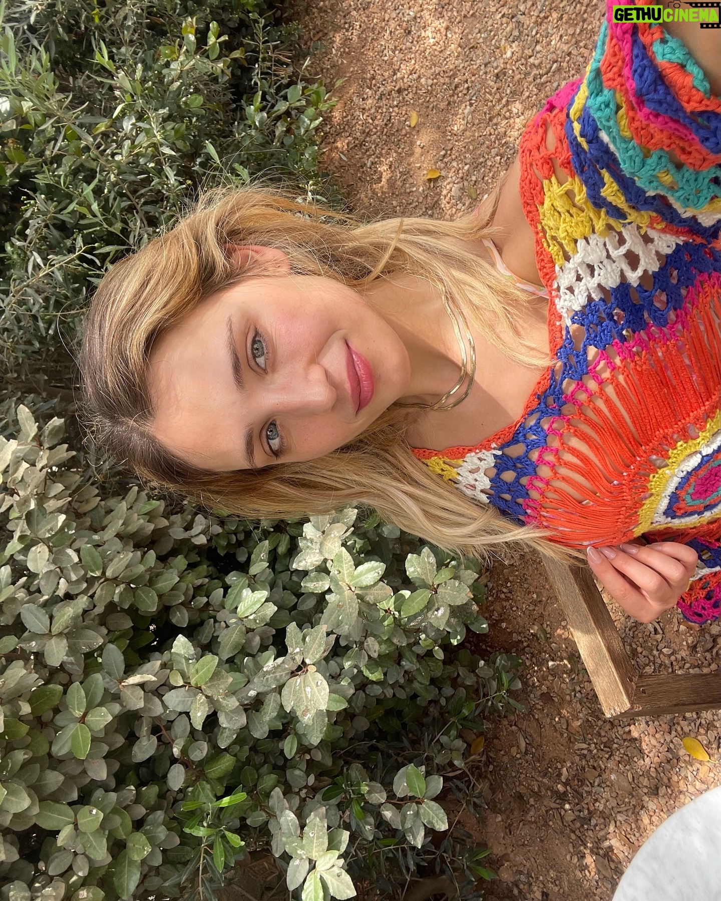 Paula Magalhães - 1.7K Likes - Selfieeeeee 😎