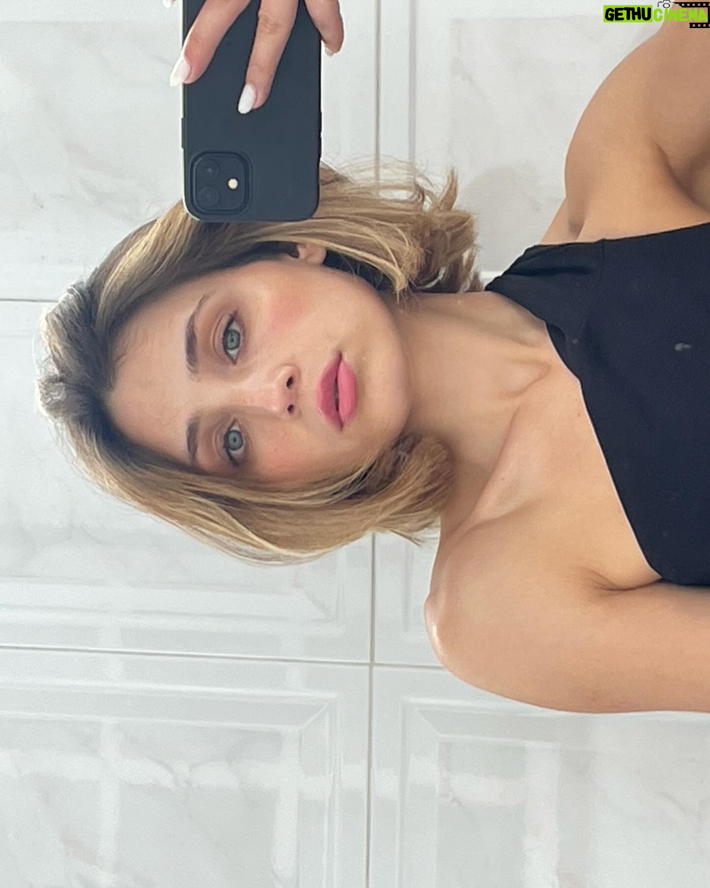 Paula Magalhães - 1K Likes - Fui tirar o peso das pontas