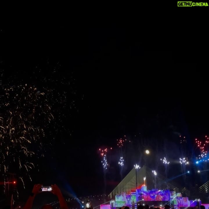 Paula Magalhães - 2.3K Likes - @rockinriolisboa 2024 🔥
@sicoficial
