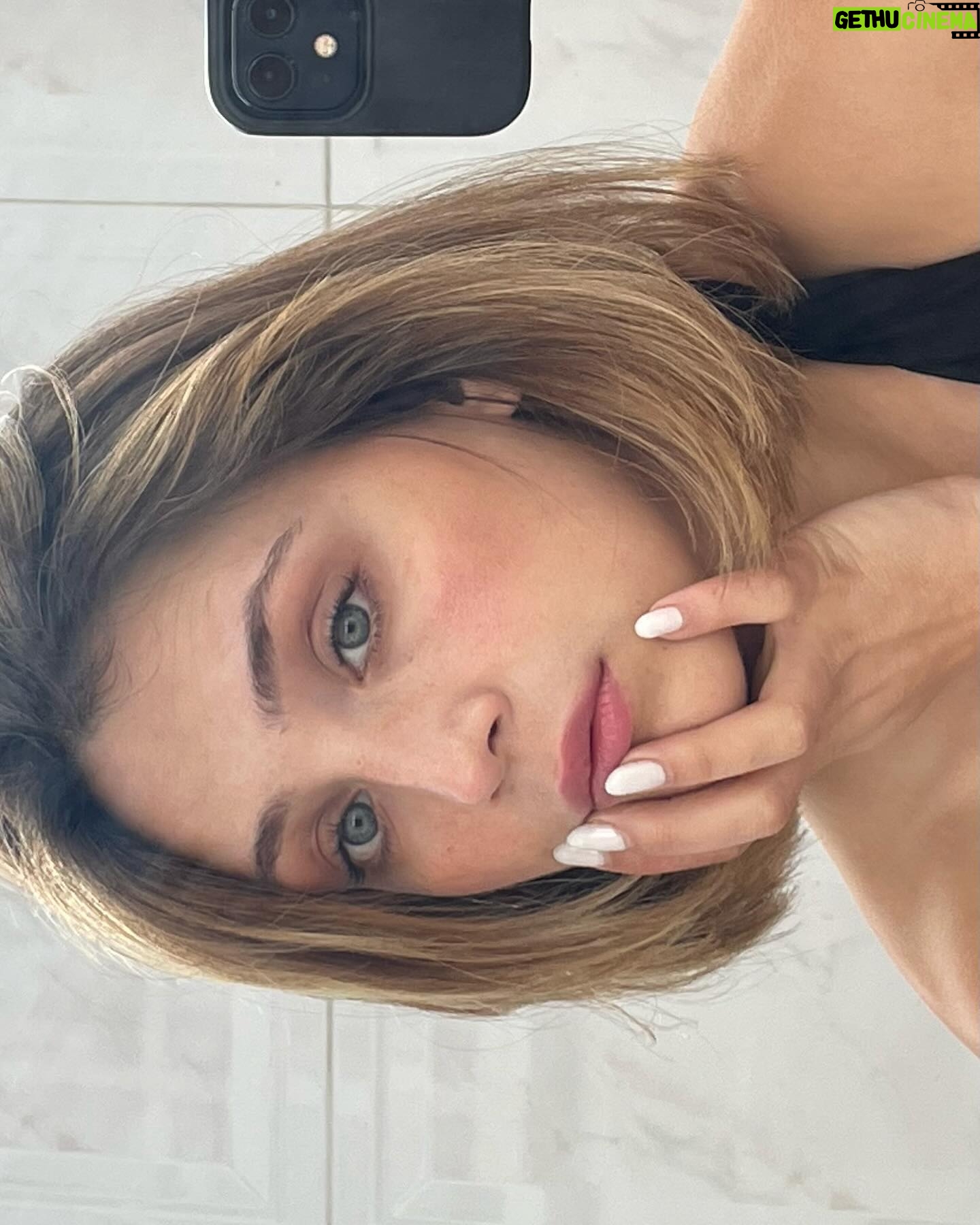 Paula Magalhães - 1K Likes - Fui tirar o peso das pontas