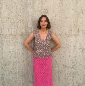Paula Schramm Instagram - Ich kann nur lieben,
was ich die Freiheit habe auch zu verlassen:
dieses Land
diese Stadt
diese Frau
dieses Leben
Eben darum lieben ja wenige ein Land
manche eine Stadt viele eine Frau
aber alle das Leben.

Wolf Biermann 1965
