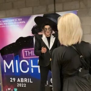 Paula Volpe Instagram - Increíble show @lennyjayofficial  @movistararenaar #show #michaeljackson #thebest
