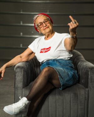 Paulette Gagnon Instagram - Ce que je pense si tu n’écoutes pas @lasemainedes4julie ce soir à 21h sur @v.tele!
#4Julie