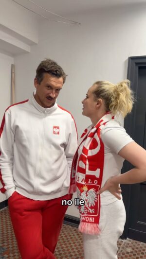 Paulina Chruściel Instagram - A Wy jaki wynik obstawiacie w dzisiejszym meczu reprezentacji? ⚽️

Ps. Dziś  o 14:30 @michal.czernecki.official będzie gościem w TVN24 u @olgasamsonowicz & @walczak.mat, gdzie opowie o naszym spektaklu! 

Zapraszamy Was do Garnizonu Sztuki na spektakl NIC SIĘ NIE STAŁO już 27 i 28 lipca!

Link do biletów 👉🏻 w BIO 

#garnizonsztuki #teatr #spektakl #nicsieniestalo #euro2024