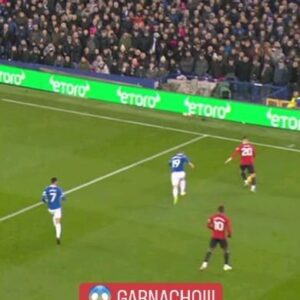 Paulo Andrade Instagram - O absurdo gol de Garnacho, marcado neste domingo. Impossível não associar com o de Wayne Rooney, em 2011. 

Tive a honra de narrar os dois na @espnbrasil.
