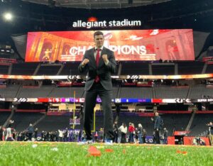 Paulo Antunes Instagram - Oh Yes. Mais um Super Bowl na conta. Muita alegria de realizar mais um trabalho ao lado de uma grande equipe. Energia boa, trabalho bem feito. Obrigado a todos pela parceria nessa temporada, a minha 18a como comentarista na ESPN.  #NFL #nflnaespn #futebolamericano