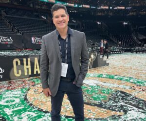 Paulo Antunes Instagram - Dump das Finais da NBA. Foi sensacional! Obrigado a @nbabrasil por me dar essa oportunidade incrível de cobrir os Celtics nas Finais da NBA. Foi realmente especial. #Celtics #nbabrasil #finais #basquete