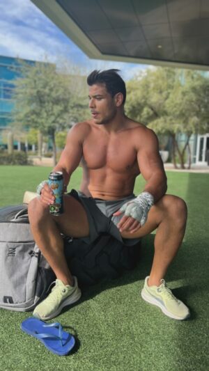 Paulo Costa Instagram - 