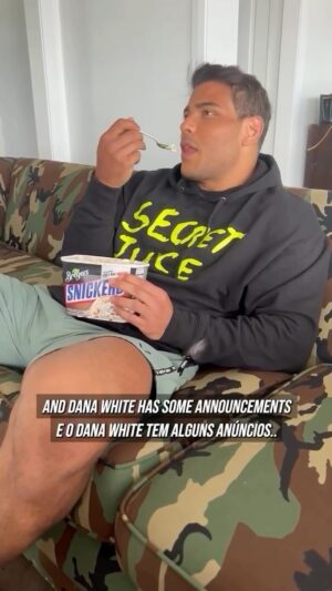 Paulo Costa Instagram - leave me alone ✋with ma 🍦 Is it too much to ask? @danawhite 🤬🥲 

Não se pode nem relaxar com um sorvete mais 🤬🥲 que ELE já vem com luta …

#ufc #mma #secretjuice