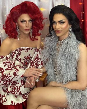 Paulo "Miss Fiercalicious" Fortes Instagram - 🤍 DRAGCON DAY 2 🤍

I’M A WINNER BABY!!!!! Thank you everyone who voted for me!! 🥰