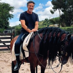 Paulo Pires Instagram - Umas horas com o Brasil 😉
(Não deixem de apreciar as suas lindas tranças)
Obrigado Cavalo espectacular!