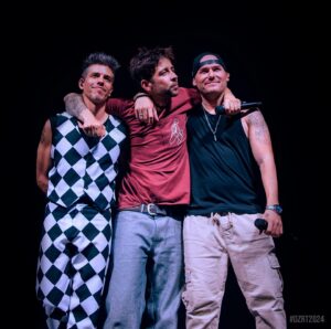 Paulo Vintém Instagram - Críamos A REUNIÃO para juntos celebrarmos a geração rebelde dos @morangoscomacucar ! 
15 anos depois.. Vamos juntar as nossas turmas e subir ao palco dia 8 Junho 2024 para festejar todas as gerações 🔥🔥❤️

Os bilhetes estão a voar, #juntaatuaturma e agarra o teu em www.areuniao.pt @ticketlinept 

#reuniaomorangos #justgirls2024 #4taste2024 #dzrt2024