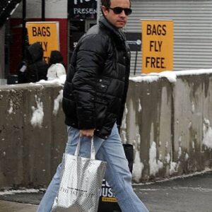Pauly Shore Instagram - Most entertainers get free swag at the Sundance Film Festival. Not me. Here’s a photo of me just robbing the gifting suite. LOL.

I’m back in Park City this weekend. I’ll see you guys tonight at @thecabinparkcity for the premier screening of “The Court Jester” short. Reminder you can also watch it at 6amPT tomorrow (Sat) on @lewis_brothers YouTube channel.