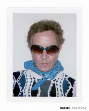 Pauly Shore Instagram - PAULYAMORY ❤️❤️❤️❤️ THE COURT JESTER’s @paulyshore in our #Sundance Portrait Studio

Photo: @luquense