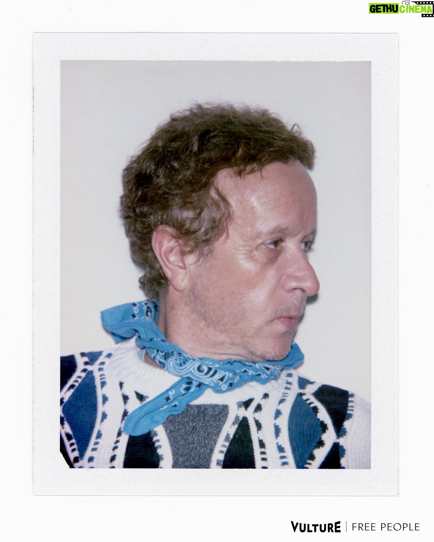 Pauly Shore - 1.5K Likes - PAULYAMORY ❤️❤️❤️❤️ THE COURT JESTER’s @paulyshore in our #Sundance Portrait Studio
Photo: @luquense