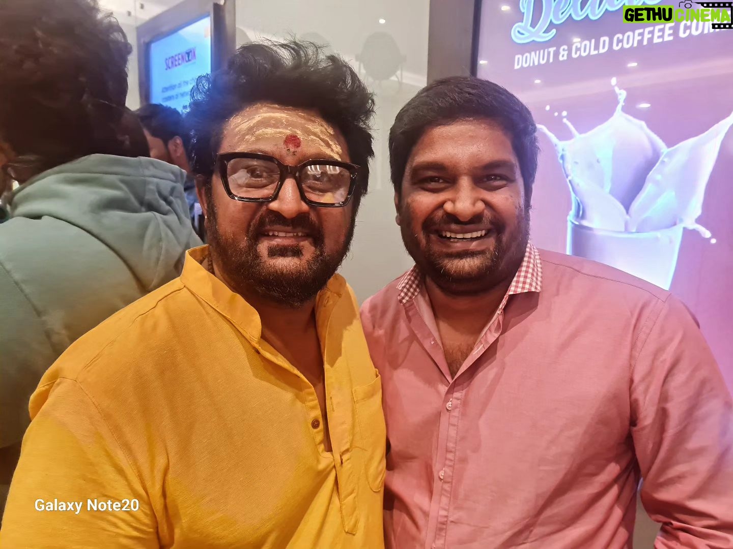 Pavan Wadeyar - 555 Likes - Met @komalkumarshivalingappa sir after a very long time. ✨🤗.