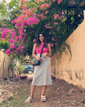 Pavani Gangireddy Instagram - Summers and bougainvillea.. what a beautiful combination! It definitely calls for a picture and even more so when my outfit matches with it.