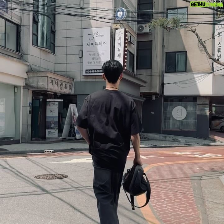 Pavel Naret Promphaopun - 118K Likes - Korea 🫶🏻