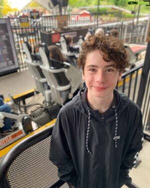 Paxton Booth Instagram - Six Flags day! 🎢