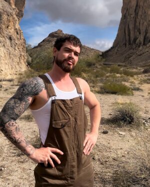 Pearl Liaison Instagram - who is hunky dory??