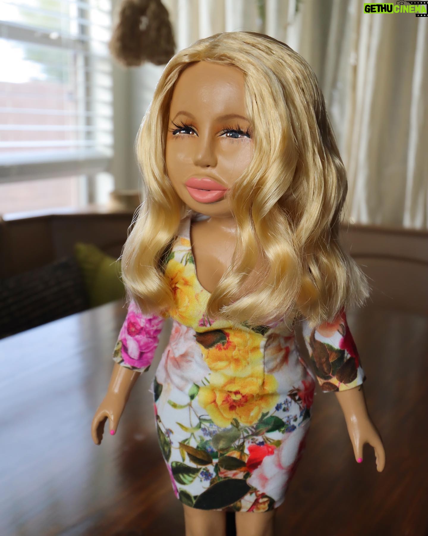 Pearl Liaison - 110.6K Likes - “These gays are trying to kill me!” @jennifercoolidge @thewhitelotus