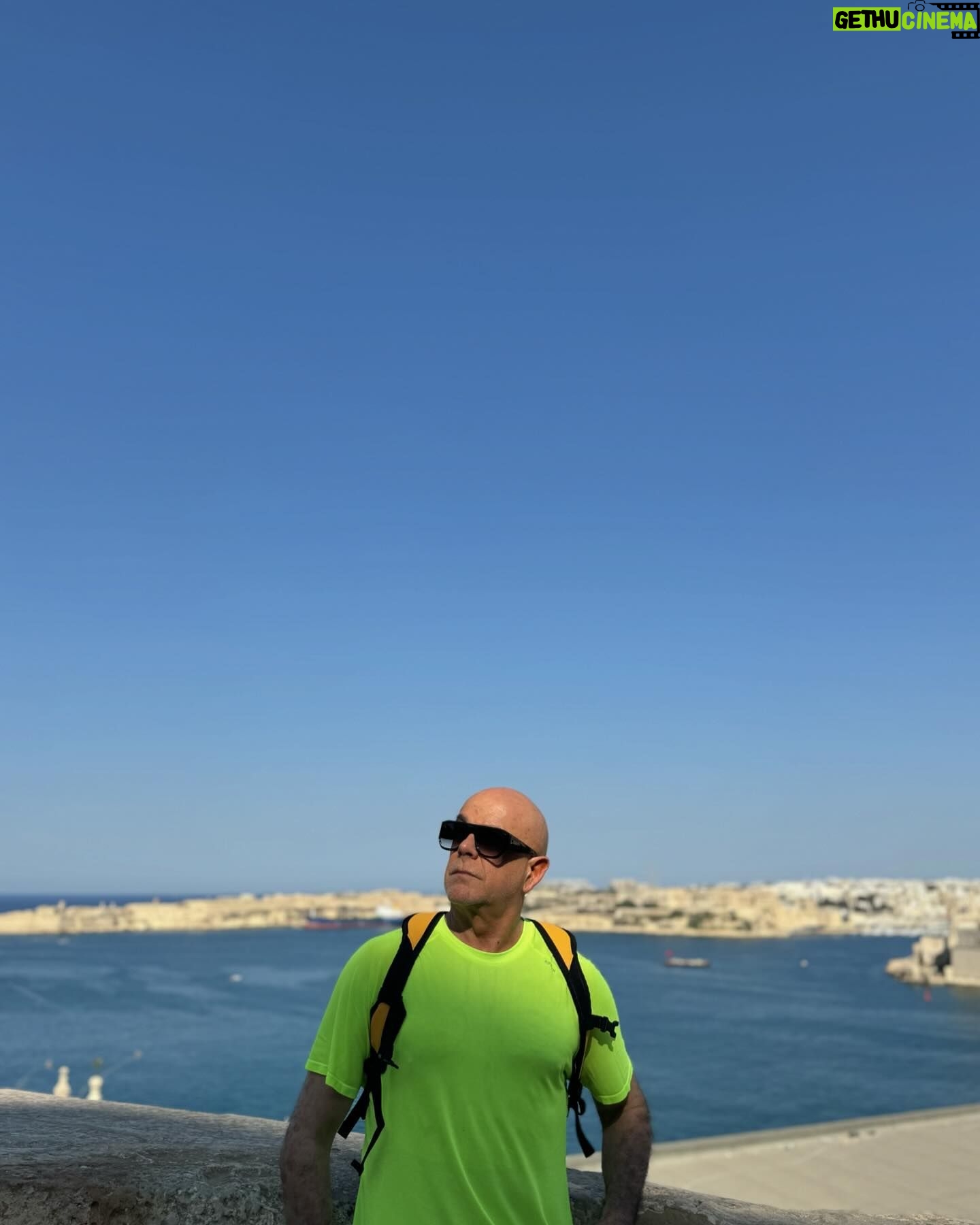Pedro Abrunhosa - 5K Likes - À espera de Godot.
Malta.🇲🇹