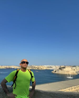 Pedro Abrunhosa Instagram - À espera de Godot.
Malta.🇲🇹