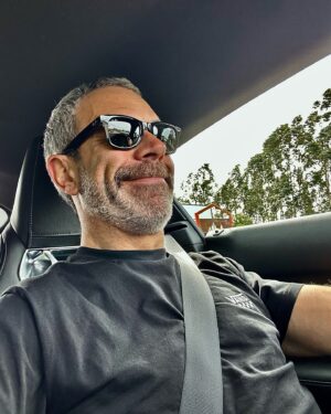 Pedro Alves Instagram - ➡️ De todas as piscinas que faço na A1 a que me deixa mais feliz e aquela que faço para casa‼️😜🏁
@caetanoauto 
#desinfluencer #agostinholindo #supra #toyota