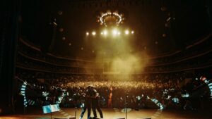 Pedro Alves Instagram - Esta foto diz tudo. Tudo! Obrigado Coliseu. Duas noites incríveis. 
#comedy4you #coliseudosrecreioslisboa