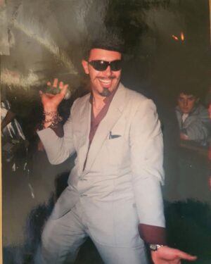 Pedro Alves Instagram - ➡️ Bom Carnaval 2024‼️🥳
ℹ️Já desinfluenciava há muito tempo, na altura fantasiado de Nuno Vitor das Medalhas😜
📸Discoteca Zona Z, Carvalhos. 
Obrigado Piriquito, foste ao baú do Cardoso‼️
#desinfluencer #agostinholindo #foreveryoung