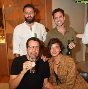 Pedro Beloniel Instagram - Sábado passado rolou esse encontro lindo no @hotelemiliano com a @marinalimax1 fazendo um pocket! Obrigado @heinekenbr pela oportunidade linda e @djneps por me obrigar a ir! Noite linda!!! Fotos do craque @reginaldofoto 📸!