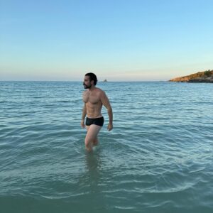 Pedro Carvalho Instagram - O mar quente e calmo de 📍Koh Samui às 7am 🌊