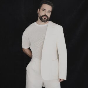 Pedro Carvalho Instagram - 📸 strike a pose

—————————————————————-
Photography: @viniciusmochizuki 
Styling: @aledupratoficial 
Fashion Producer: @kadununnes07 
Photography assistant: @josiasvieirareal 
Hair & Makeup: @yago_maia_