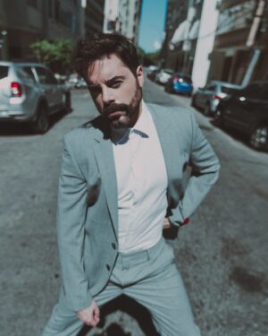 Pedro Carvalho Instagram - 📸 Hey!!!

—————————————————————-
Photography: @viniciusmochizuki 
Styling: @aledupratoficial 
Fashion Producer: @kadununnes07 
Photography assistant: @josiasvieirareal 
Hair & Makeup: @yago_maia_