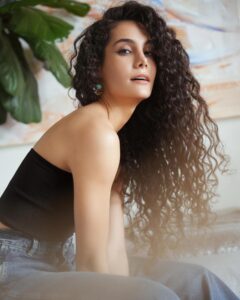 Pegah Ghafoori Top 100 Instagram Photos and Posts