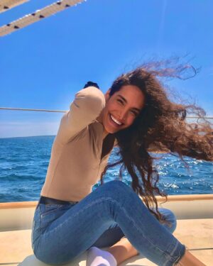 Pegah Ghafoori Instagram - There’s just something about being surrounded by a bunch of incredible storytellers on a boat for hours… Grateful for the conversations I had yesterday. You know who you are. ❤️
