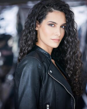 Pegah Ghafoori Instagram - New sheriff in town, boys. 
@lmacdonaldphoto
@ltbeautyy
#actorheadshots